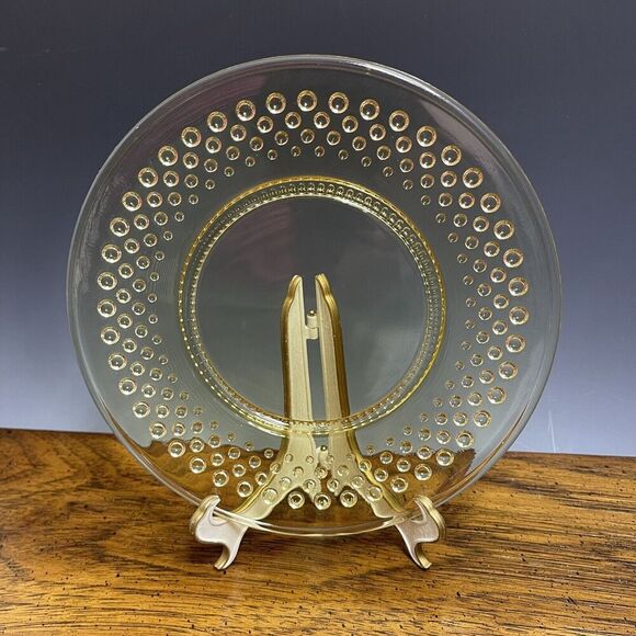 (1) Vintage Yellow Glass Salad Plate Luncheon Bubble‎ Hobnail 7.5" - Picture 1 of 7